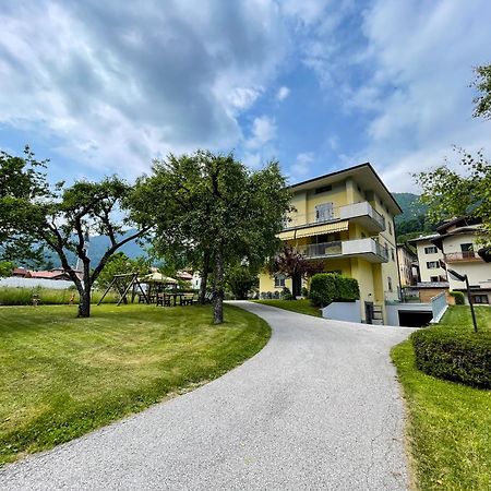 Hotel Locanda Alla Perla Tiarno di Sotto Esterno foto