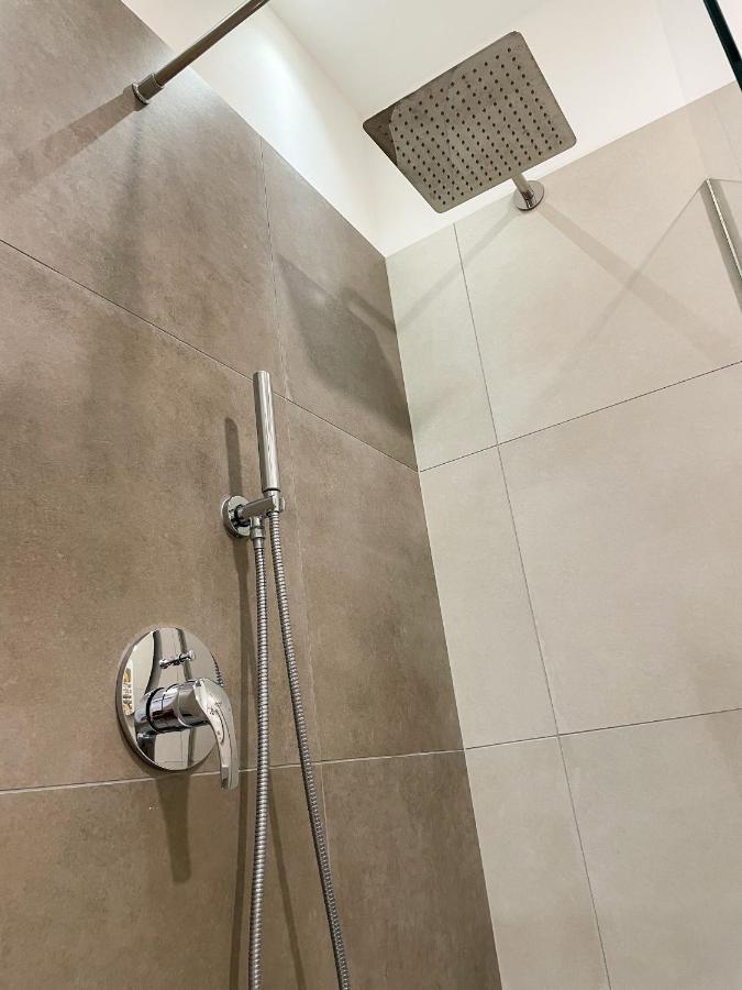 Hotel Locanda Alla Perla Tiarno di Sotto Esterno foto