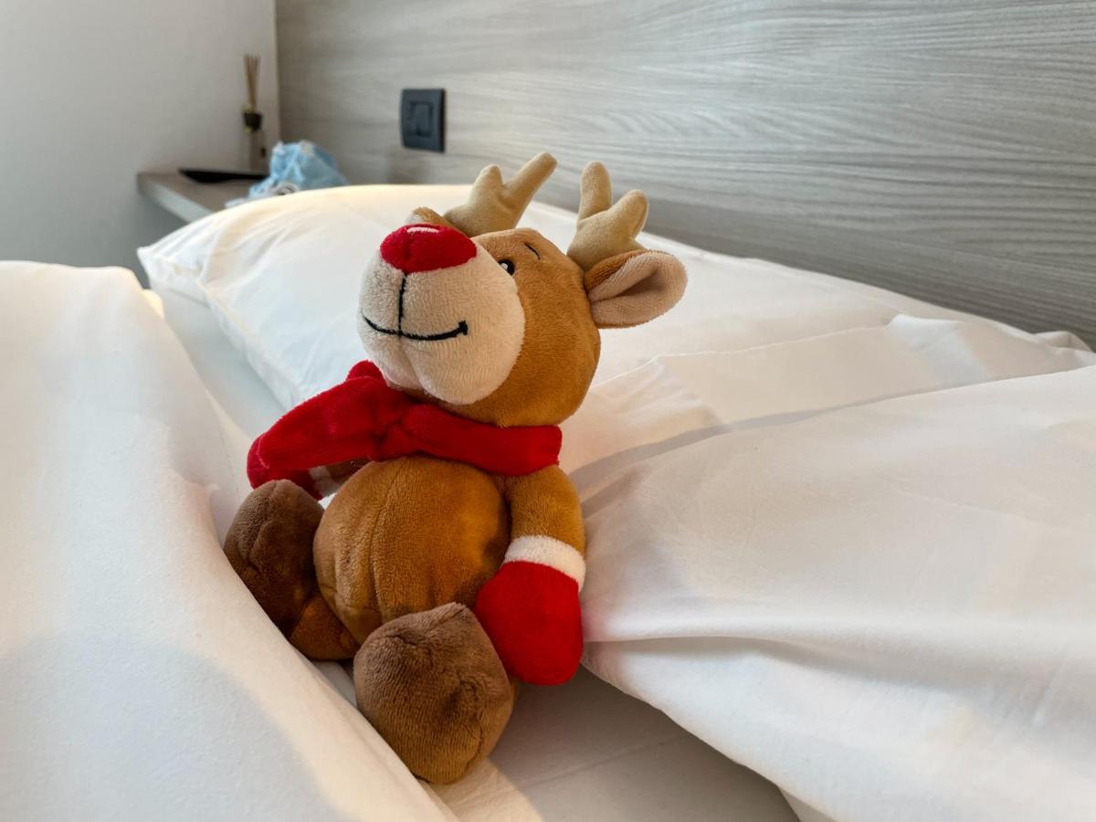 Hotel Locanda Alla Perla Tiarno di Sotto Esterno foto