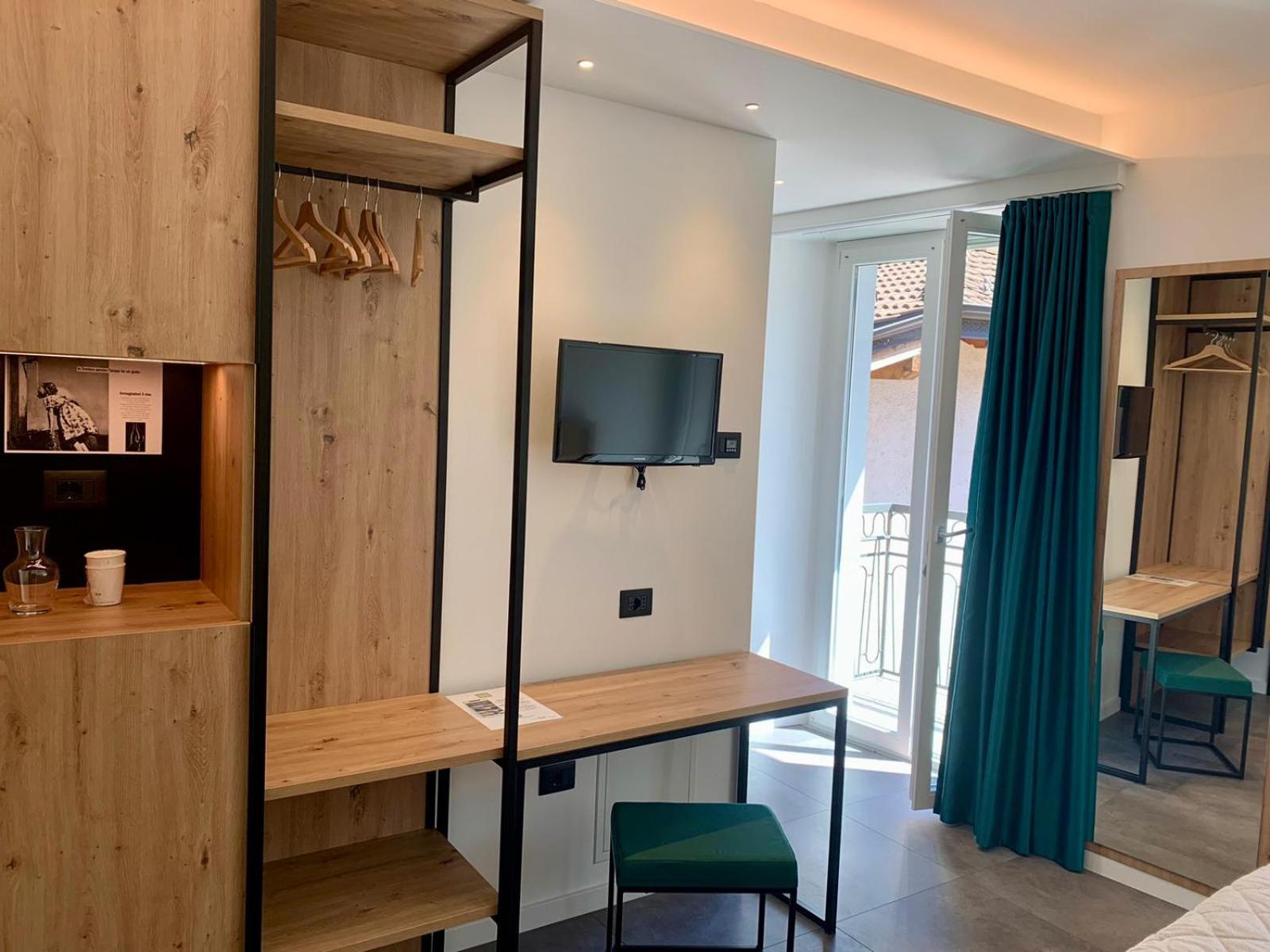 Hotel Locanda Alla Perla Tiarno di Sotto Esterno foto